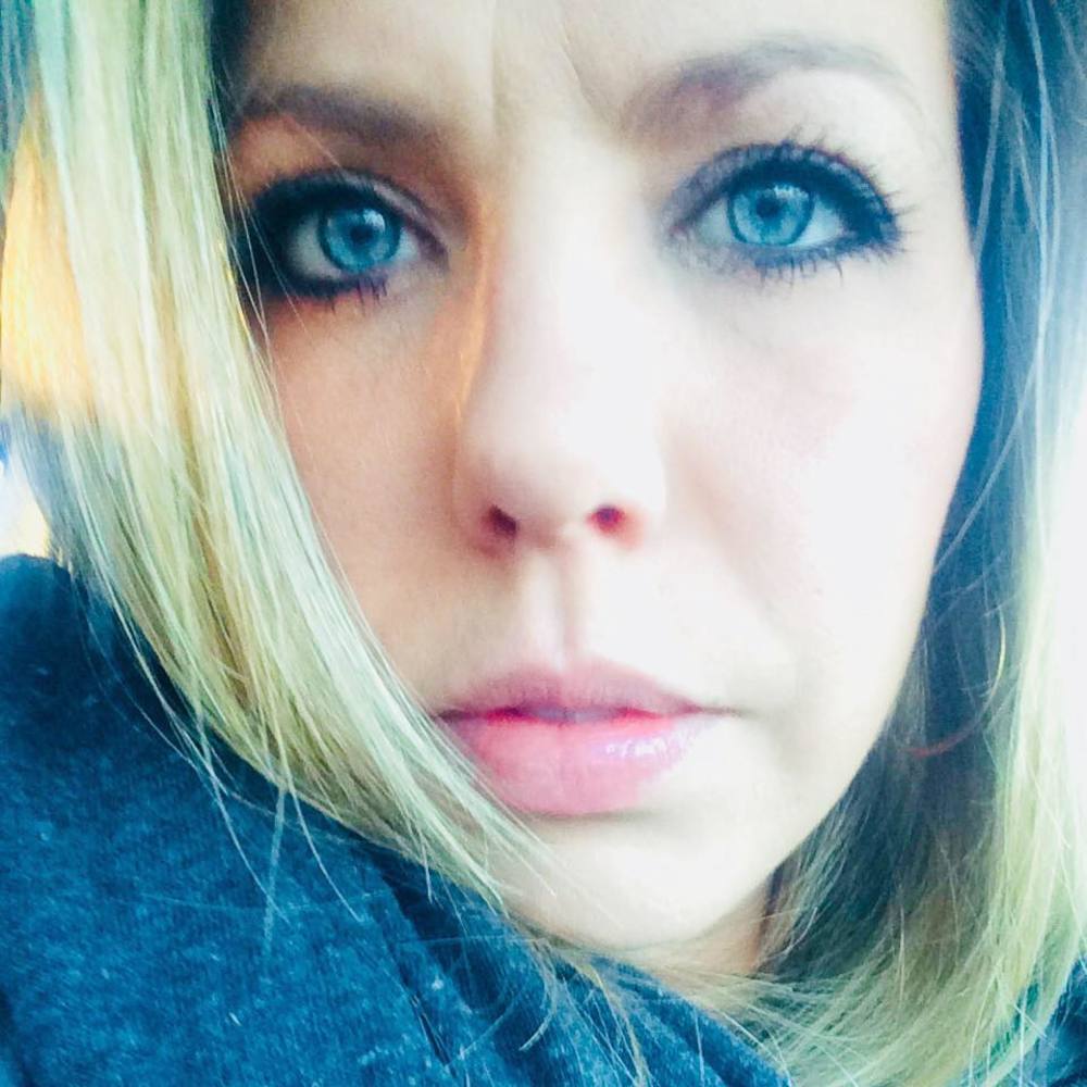 Meet your Posher, Brit